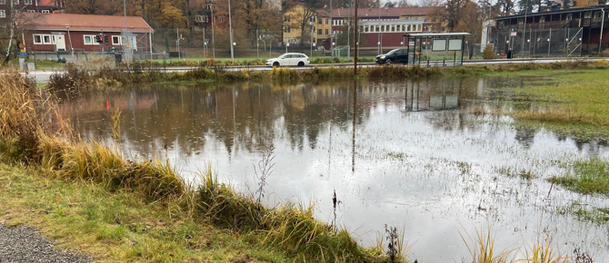 Långvarigt regn vid Sågtorpsskolan